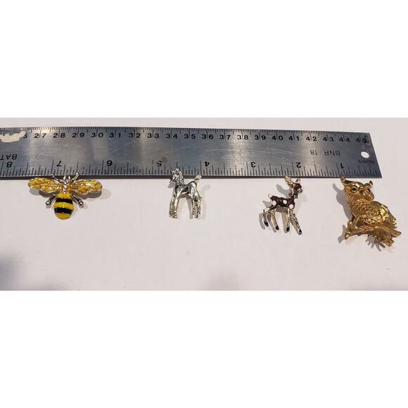 Vintage Lot Brooch Bracelet Insects Scarabs Animals Butterflies Bunny Bird Bees - Picture 5 of 16